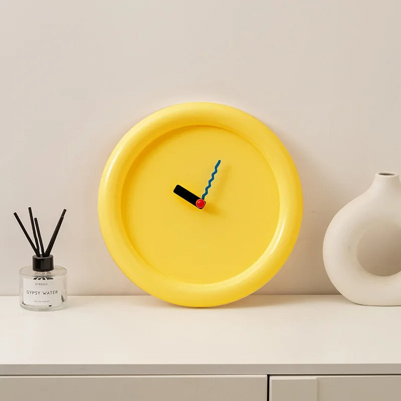 Blub Round Colorful Wall Clock Modern